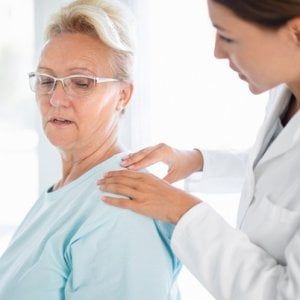Malattie reumatiche: uno su due ignora i fattori di rischio, come fumo e obesità