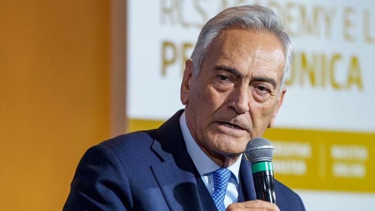 Gravina in contropiede: “Nessun aiuto dal governo”. Abodi: “Non ha fatto nulla”