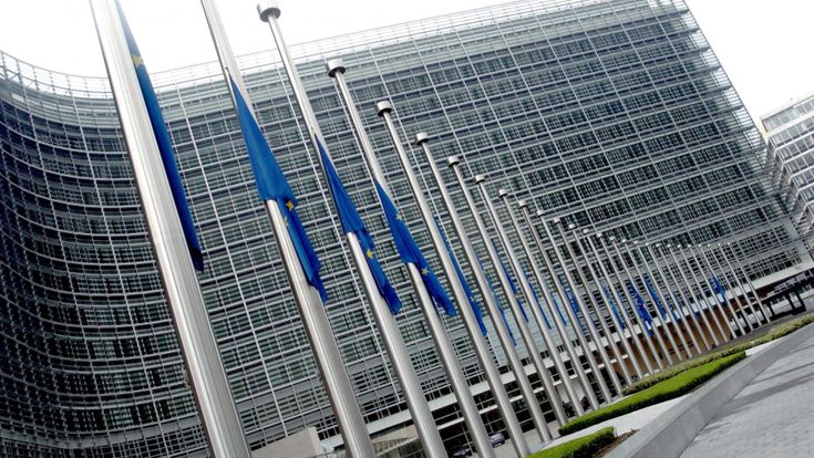 Next Generation Eu, la Ue trova l'accordo che supera il veto di Polonia e Ungheria