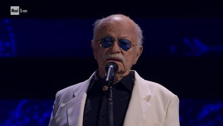2023, l'ultimo Sanremo di Gino Paoli: "Una lunga storia d'amore" indimenticabile