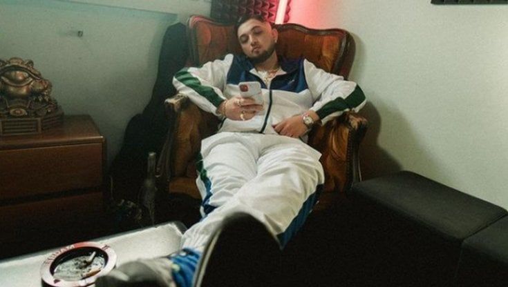 Senago, "Forza Vincenzo": il sostegno social al rapper Vins 41 investito da auto pirata. Ancora gravi le sue condizioni