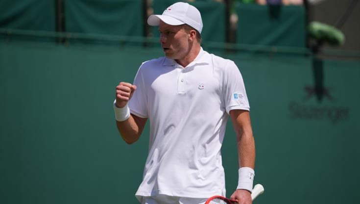 Brooksby, chi è l'avversario di Sinner al 3° turno di Wimbledon: il nome, l’autismo, la squalifica