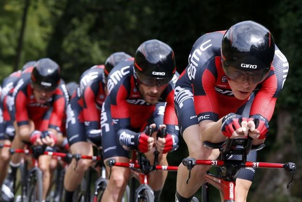 Tour de France, il film della crono a squadre