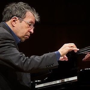 Perahia, il "pianista gioielliere" incanta l'Opera di Firenze