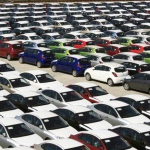 La corsa dell'auto, nel 2019 vendite mondiali a 100 milioni