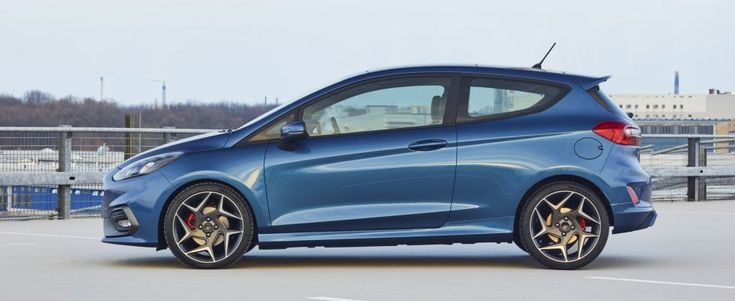 Nuova Ford Fiesta sulla griglia di partenza