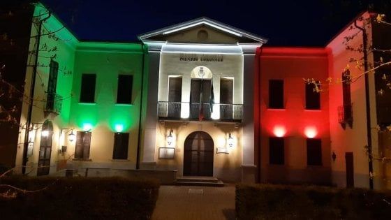 Una piazza dedicata alle vittime e agli eroi del coronavirus: l'iniziativa di Pianengo con Cambridge, Stoccolma e il Canada
