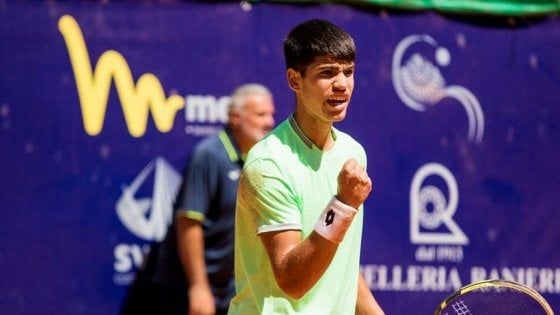 Tennis, Alcaraz Garfia stupisce: vince un match Atp a 16 anni e 9 mesi