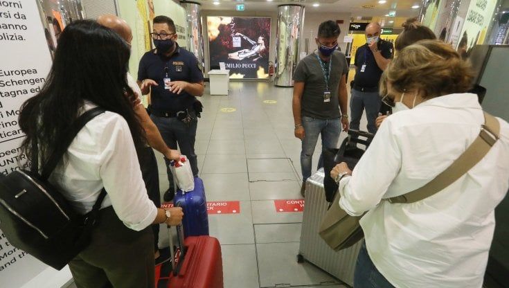 Nasce il certificato vaccinale Ue: consentirà di viaggiare nell'Unione 