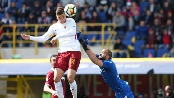 Calcio, quei colpi di testa che potrebbero fare male al cervello