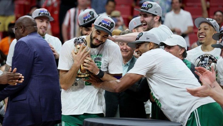 Nba: Boston alle Finals dopo 12 anni, Miami ko in gara 7