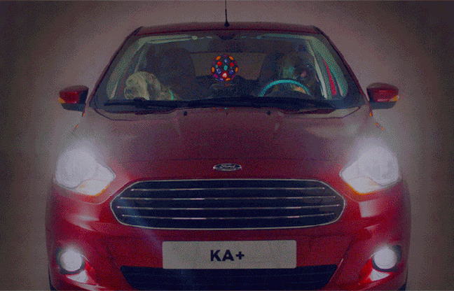 Ford Ka+, la campagna è a 4 zampe