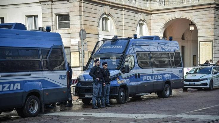 Il forfait di Trump, sicurezza e intelligence: i 15 giorni più lunghi