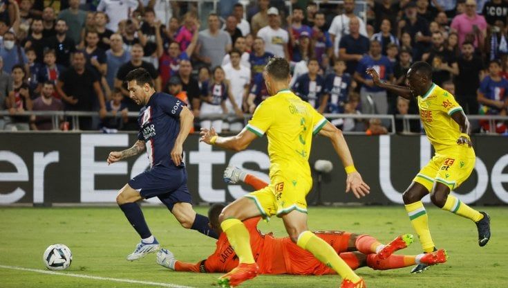 Il Psg vince la Supercoppa di Francia: 4-0 al Nantes firmato Messi, Neymar e Sergio Ramos 
