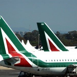 Alitalia, sì della Commisione Ue al prestito ponte