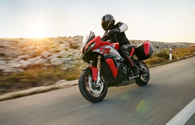 Nuova Bmw S 1000 XR, il giorno del debutto