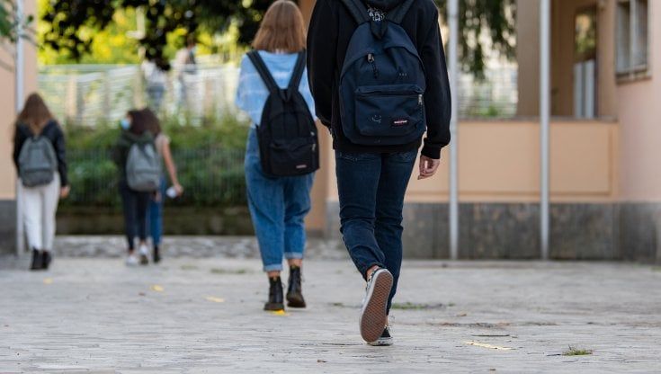 Tutti a scuola, non uno di meno