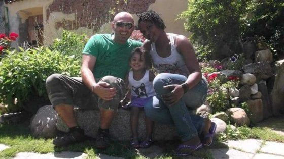 Ponte crollato, in mille a Oleggio per l'ultimo saluto alla famiglia Cecala