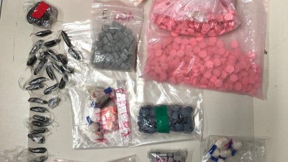 Bari, Dart Fener di Star Wars sulle pasticche di ecstasy: arrestata una 21enne incensurata