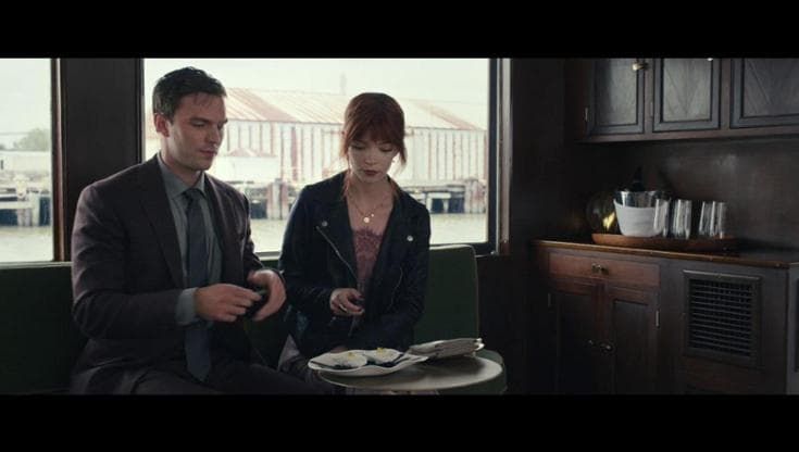 'The menu', Anya Taylor-Joy e Nicholas Hoult a cena da Ralph Fiennes