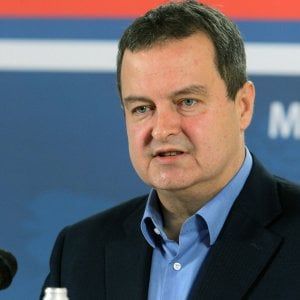 Tensione Serbia-Kosovo, il ministro Dacic: "Fatti tanti sforzi, ma così Pristina mina il dialogo"