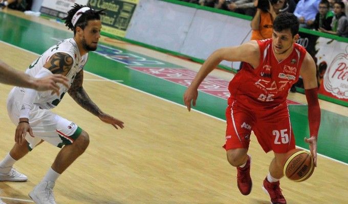 Basket, il campionato della rivoluzione. <br />Milano prova a spezzare il dominio di Siena