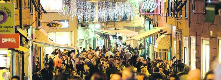 Natale, decolla la festa per l'Immacolata tutto esaurito in riviera