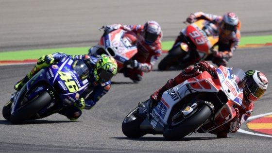 MotoGp, Rossi: "Che soddisfazione esserci, alla fine ero cotto". Marquez: "Passo importante"