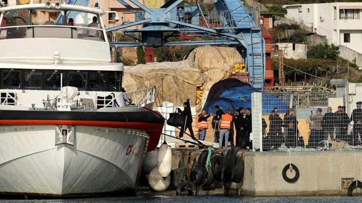 Migranti, ecco che cosa succede con il nuovo decreto