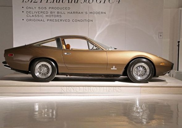 Livrea #46, ispirata alla Ferrari 365 GTC4 del 1971
