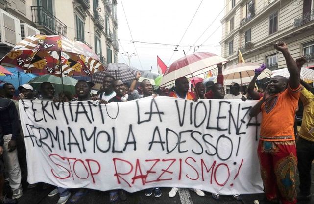 Napoli in marcia per dire no al razzismo: "Siamo preoccupati"