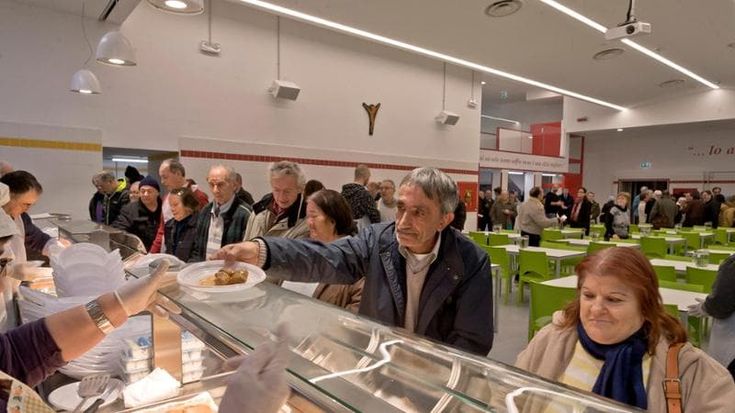 Nuovi poveri, a Torino in 48mila costretti a rivolgersi alla Caritas: la maggioranza sotto i 25 anni