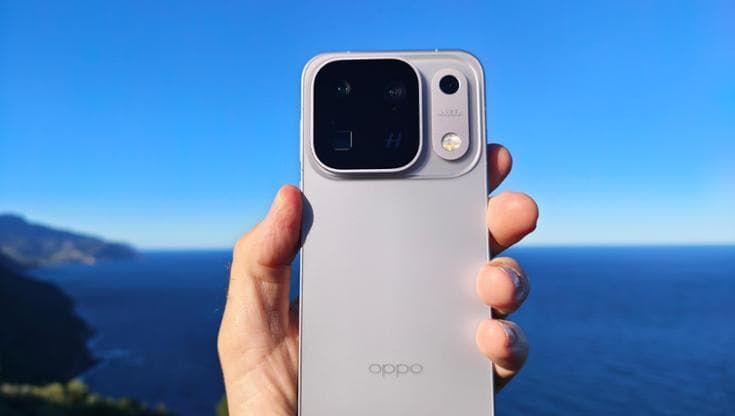 Oppo Find X10 Pro Max, lo smartphone con tre fotocamere da 200 megapixel