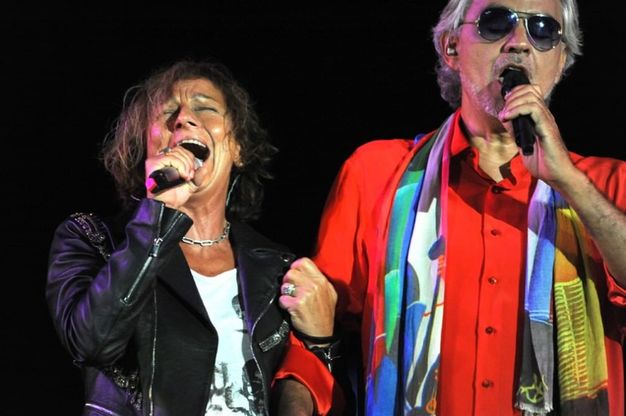 Bocelli, concerto con Nannini, Zero, Elisa e altri per i 10 anni del "suo" teatro 