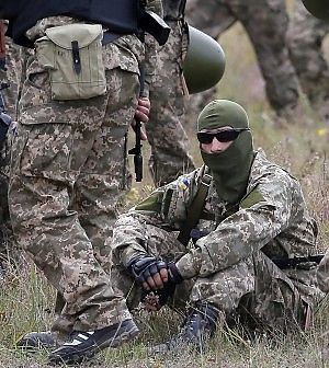 Russia: in vigore nuove sanzioni Ue, in lista 9 societ&agrave; e 24 personalit&agrave;
