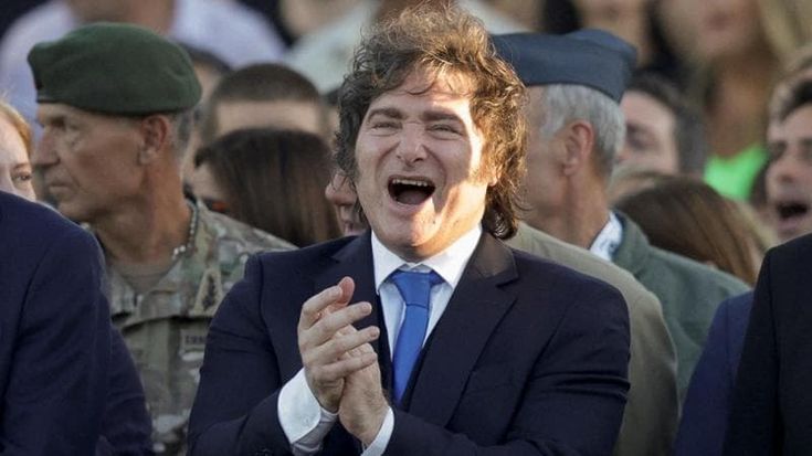 Argentina, più ore di lavoro e licenziamenti facili: proteste contro la riforma liberista di Milei