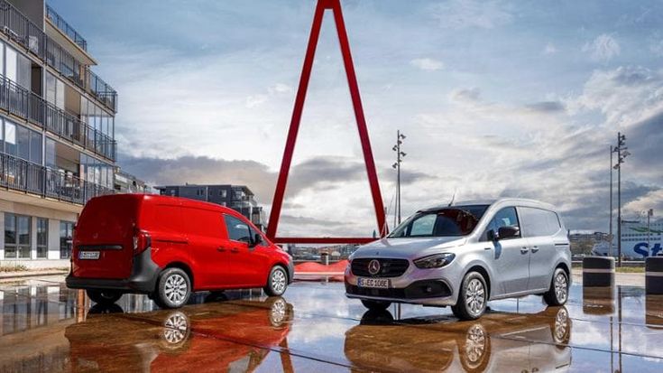 Mercedes eCitan, il van elettrico alla prova delle Ztl. Ecco come va e il prezzo