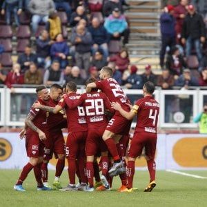 Il Trapani batte il Chievo e vede la salvezza