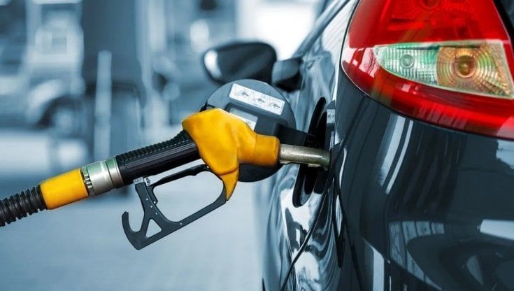 Prezzi benzina e diesel: estesi al 21 agosto gli sconti sulle accise