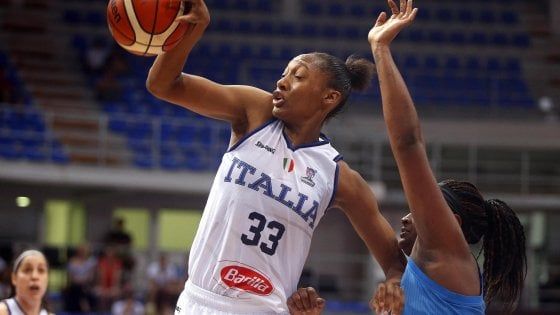 Basket, Europei femminili: l'Italia domina la Slovenia, ora spareggio contro la Russia