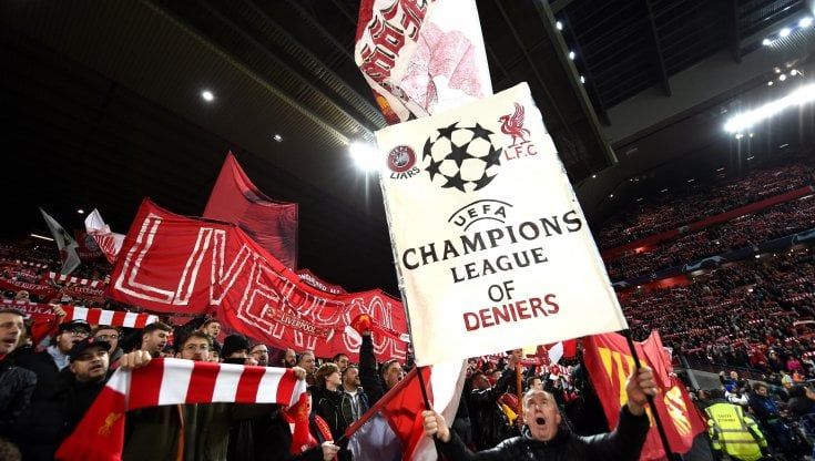 Champions, il colpo di Sky (ma Mediaset spera ancora)