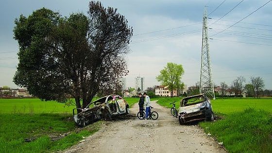 Nelle periferie dove nasce il grande scontento: gli esclusi in rivolta contro il centro