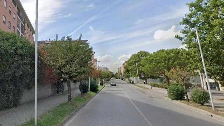 Incontra il rivale per discutere della ragazza contesa e gli spara alle gambe: bloccato a Rozzano