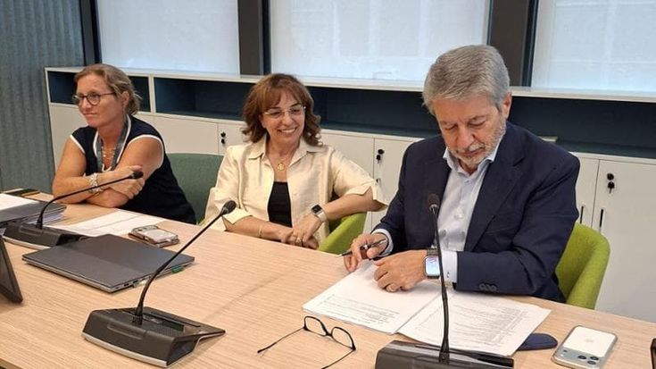 Medici, trattativa sul rinnovo: aumenti, scatto d’anzianità dopo 3 anni e ferie solidali