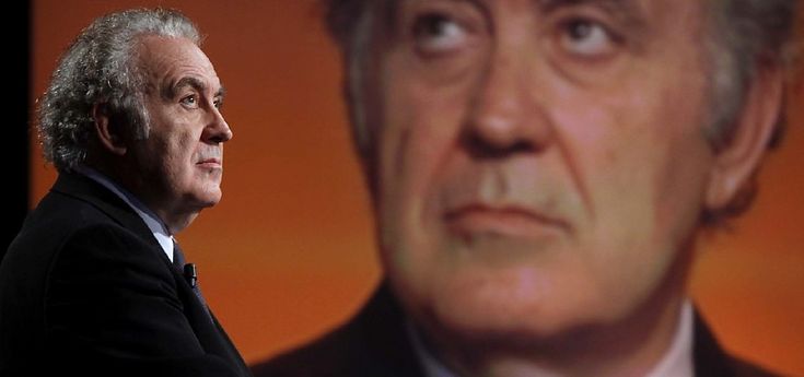 Santoro, addio al talk. "C'&egrave; un'overdose, il genere &egrave; stanco"