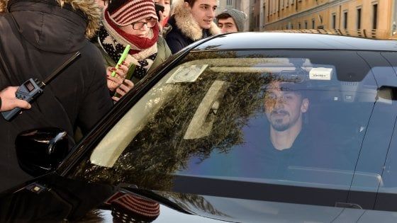 Milan, arrivato Ibrahimovic: visite e firma: "Voglio far saltare di nuovo San Siro"
