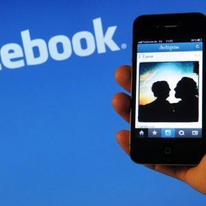 Facebook vola dopo i conti: il social vale più di 300 miliardi