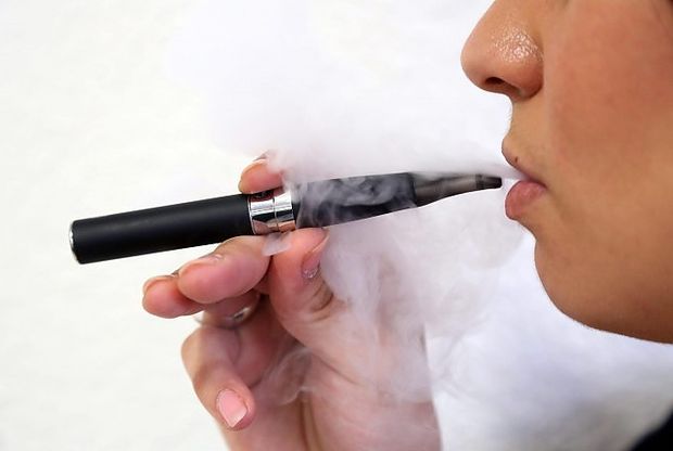 Veronesi: io difendo la sigaretta elettronica