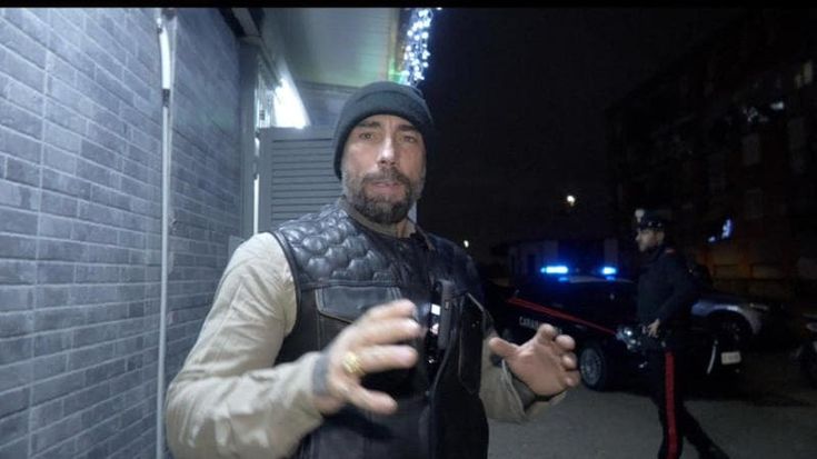 Vittorio Brumotti aggredito a Ponticelli: stava documentando lo spaccio di droga