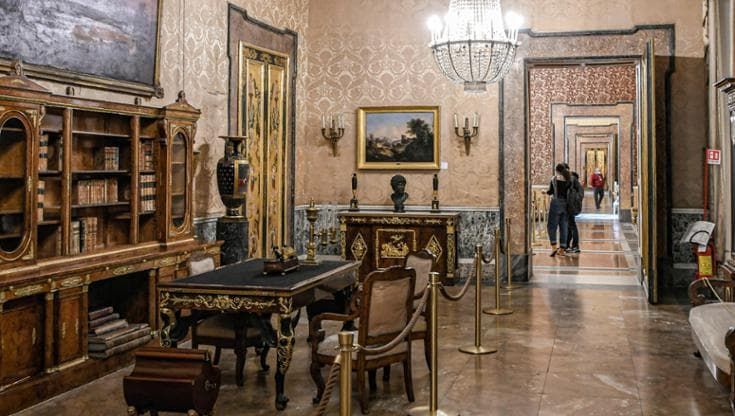 Napoli, a Palazzo Reale trionfo di visitatori: il sito cresce con 456.000 ingressi nel 2025